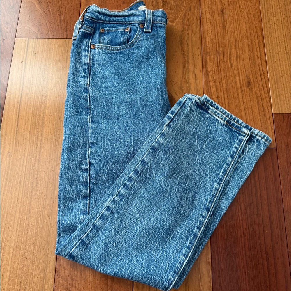 Levi's Blue Straight Leg Jeans Timeless Style